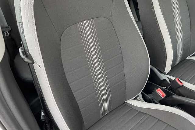 Hyundai i10 1.2 Advance Euro 6 (s/s) 5dr