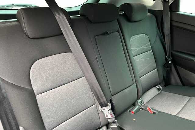 Hyundai TUCSON 1.6 GDi SE Nav 5dr 2WD White