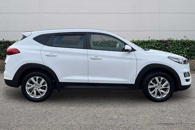 Hyundai TUCSON 1.6 GDi SE Nav 5dr 2WD White