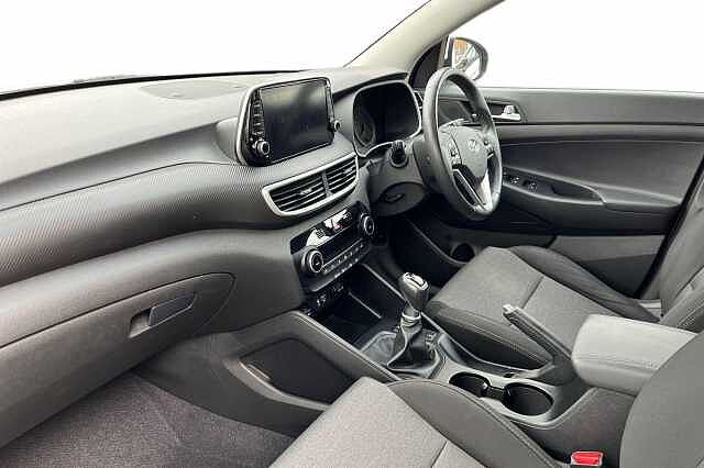 Hyundai TUCSON 1.6 GDi SE Nav 5dr 2WD White