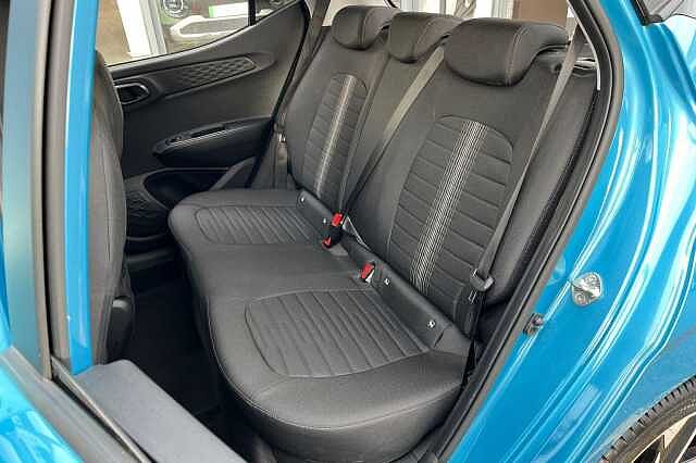 Hyundai i10 1.2 MPi Premium 5dr