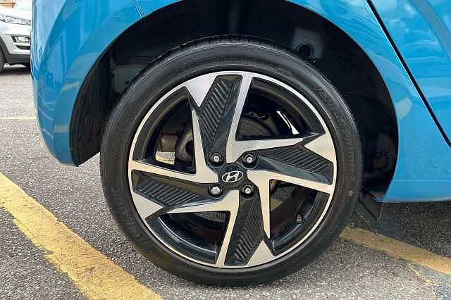 Hyundai i10 1.2 MPi Premium 5dr